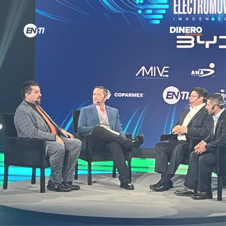 Electromovilidad Imagen Summit: expertos analizan transición hacia el futuro eléctrico